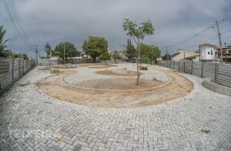 OBRA DA PRAÇA DO RECANTO DO LAGO AVANÇA PARA NOVAS ETAPAS DE EXECUÇÃO