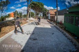 COMUNIDADE DA PALHINHA RECEBE NOVA PAVIMENTAÇÃO EM TEIXEIRA DE FREITAS