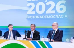 Prorrogação da votação é ápice de eleição marcada por protagonismo de TSE e STF
